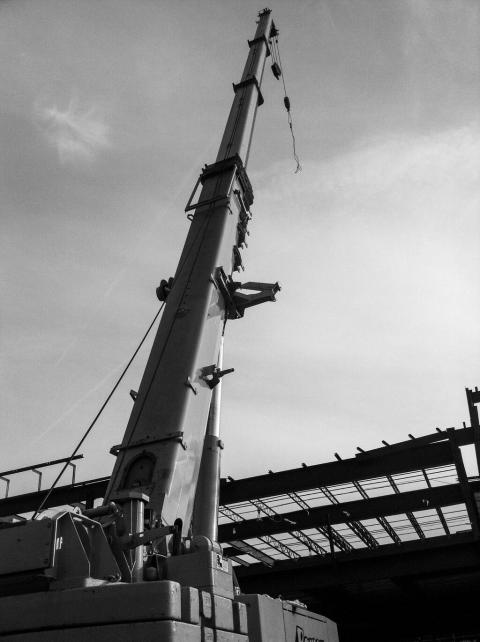 Jane - 20131022 - Liebherr mobile crane - Rochester NY B&W