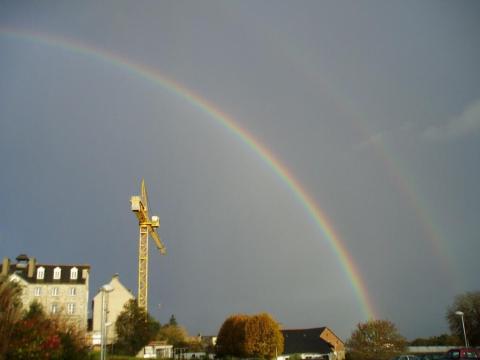 Double rainbow grue