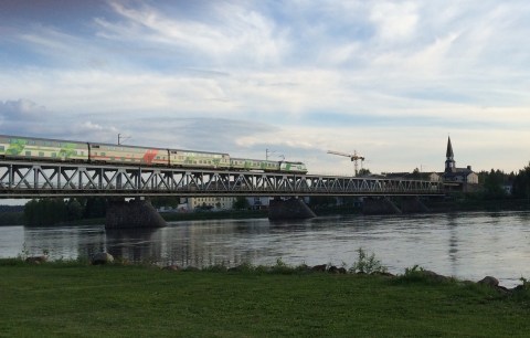 Grues et trains se mêlent à Rovaniemi